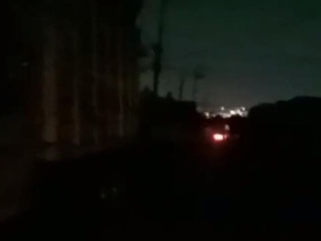 Se registran apagones en varias entidades del país