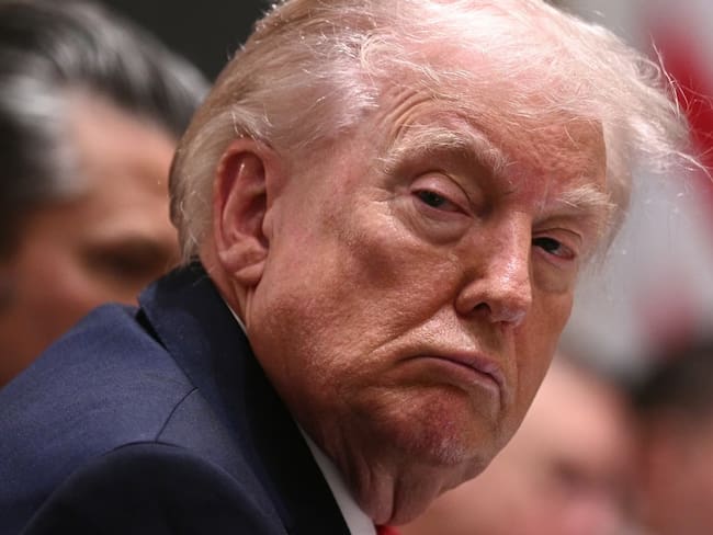 Donald Tump cambia su postura sobre la compra de Warner a manos de Netflix