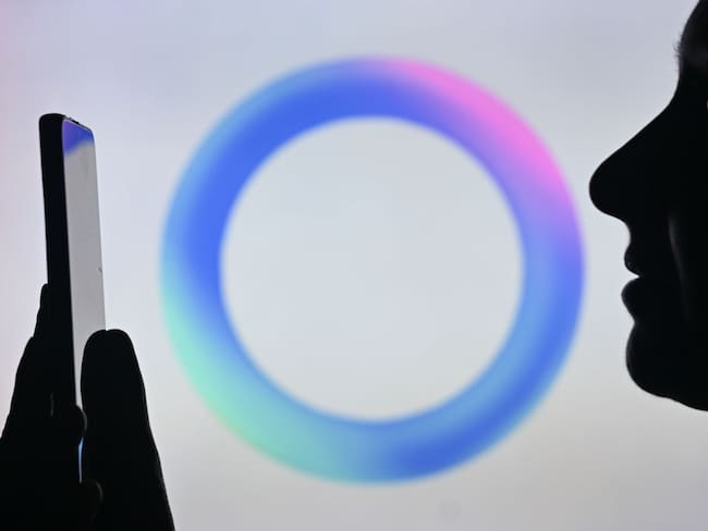 Detectan conductas sexuales en chatbots de Meta con menores de edad