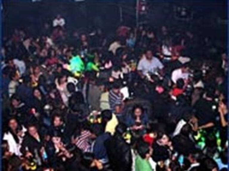 Sólo 800 antros podrán ampliar horario en DF