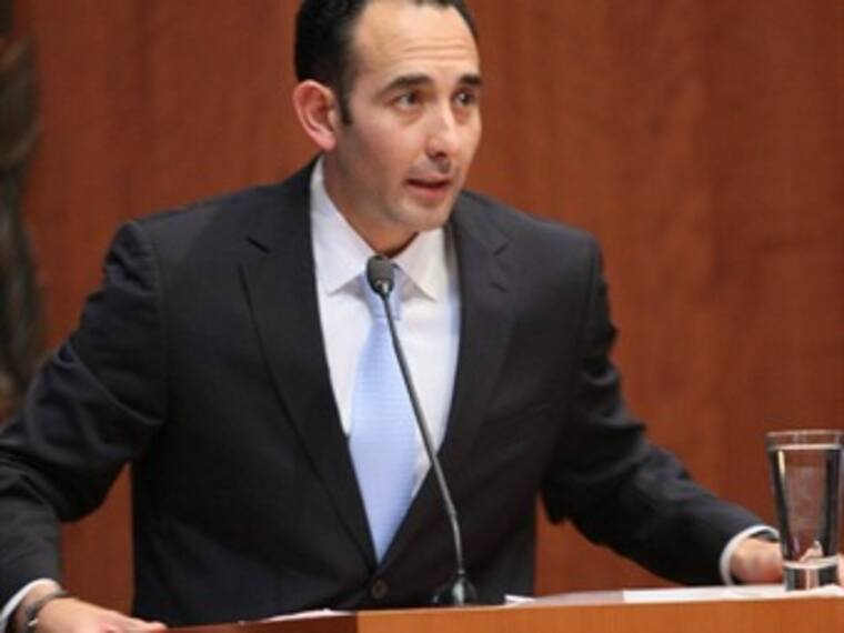 Contienda interna PAN. Senador Roberto Gil Zuarth, PAN