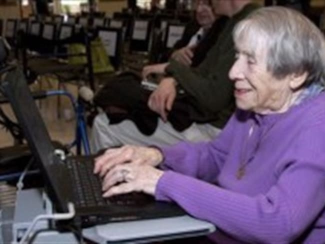 Muere decana de Twitter