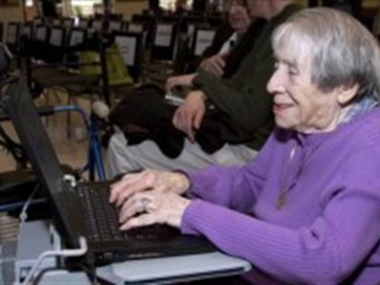 Muere decana de Twitter