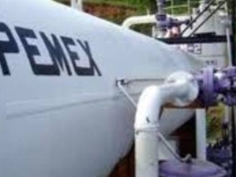 Aumenta robo de combustible en ductos de Pemex