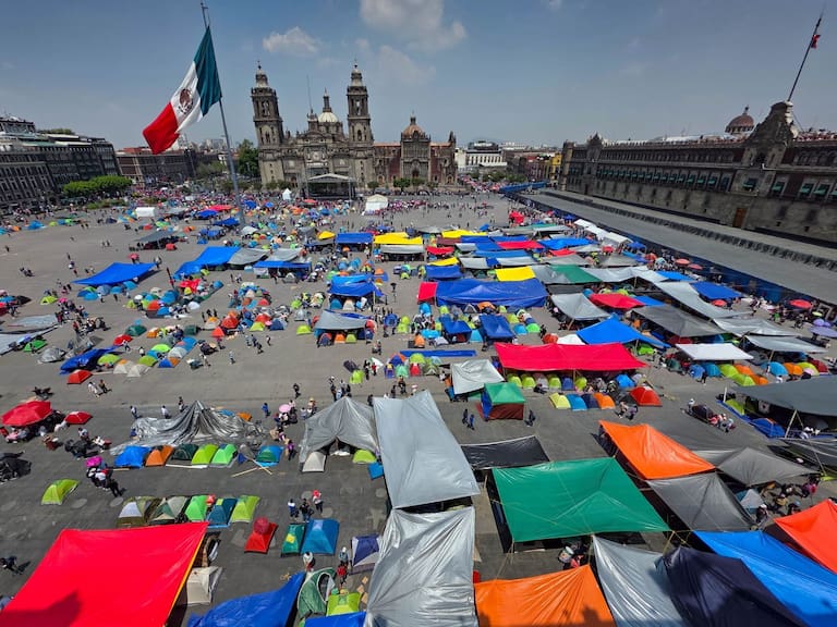 El paro de la CNTE arrancó con movilizaciones en CDMX y otros estados, con exigencias como reinstalar el diálogo y abrogar la Ley del ISSSTE.