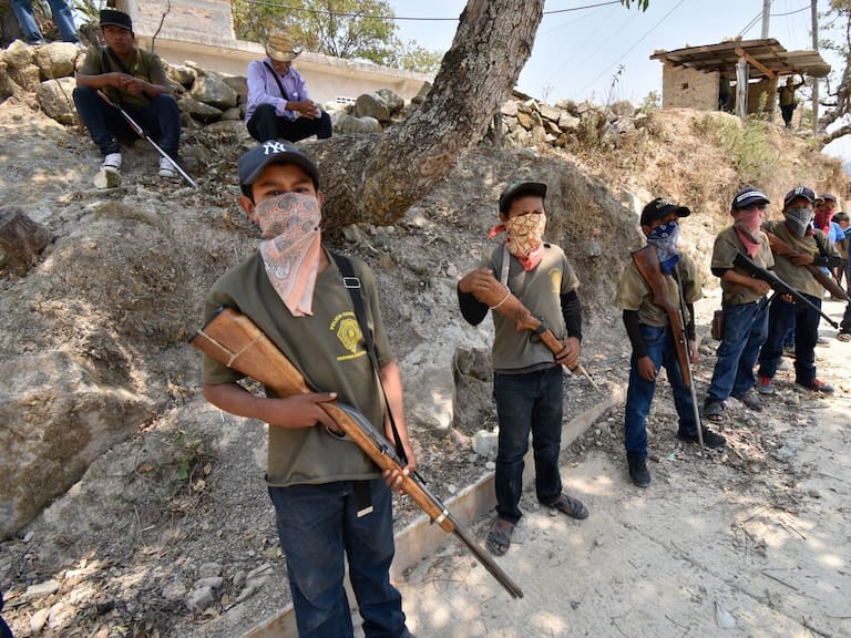 En Guerrero, niños fueron reclutados por la Policía Comunitaria