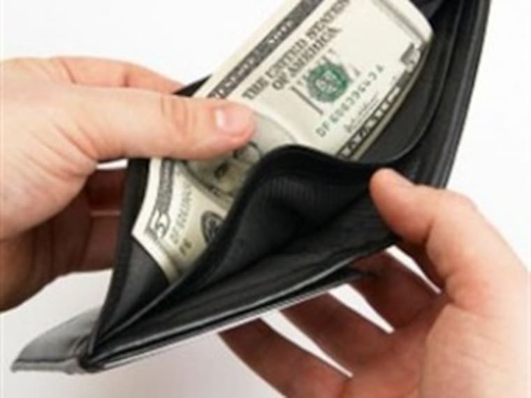 Malas noticias para las finanzas de Grupo Walmart. 'Momento Corporativo' con Roberto Aguilar