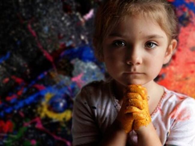 Aelita Andre considerada la reencarnación del artista plástico Jackson Pollock