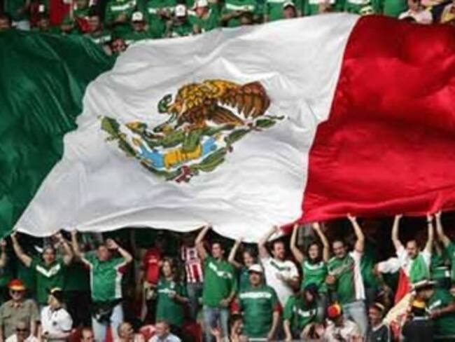 Sigue el encuentro entre México & Honduras por W Radio