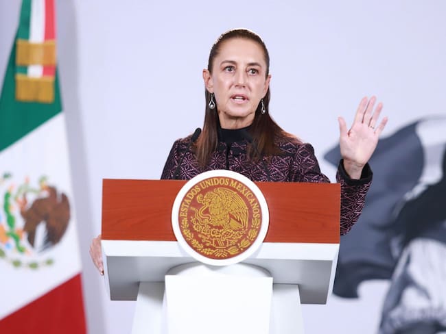 Exige Sheinbaum explicaciones a Kuri y Ronald Johnson por academia de seguridad