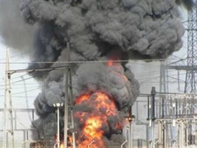 Deja cuatro heridos explosión en termoeléctrica de Tula