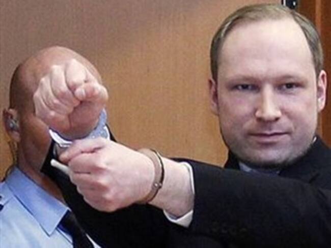 Condena justicia noruega a Breivik a 21 años de prisión