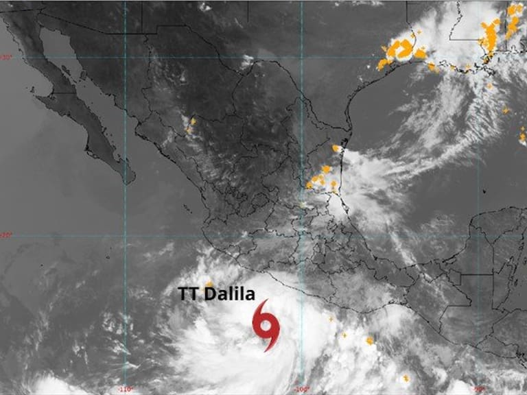 Depresión tropical Cuatro-E se intensifica a tormenta tropical