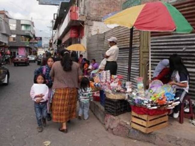 Perdida de espacios para peatones. Alberto González, editor de 'Publimetro'. 17/03/13