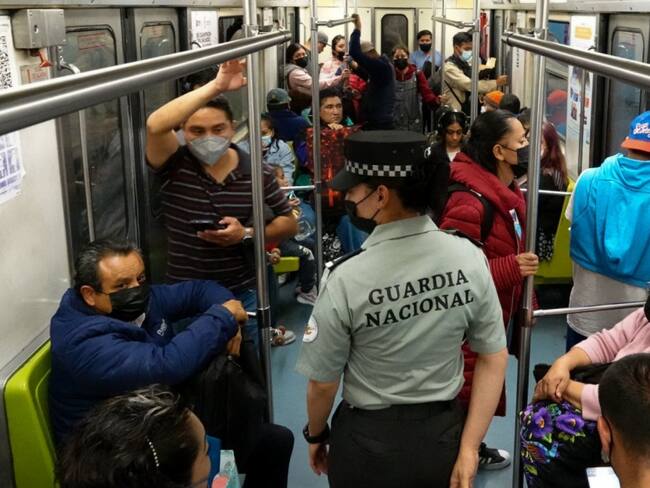 GN en el metro; por desesperación e incapacidad: Álvarez Icaza