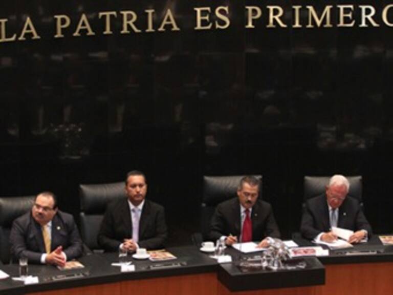 Debate Senado reservas de Ley de Amparo