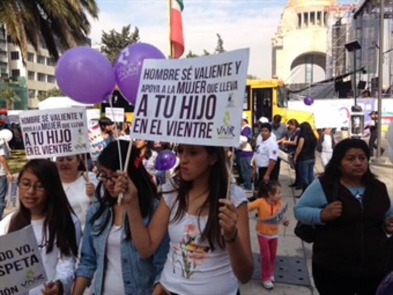 Se manifiestan en la Ciudad de México contra el aborto