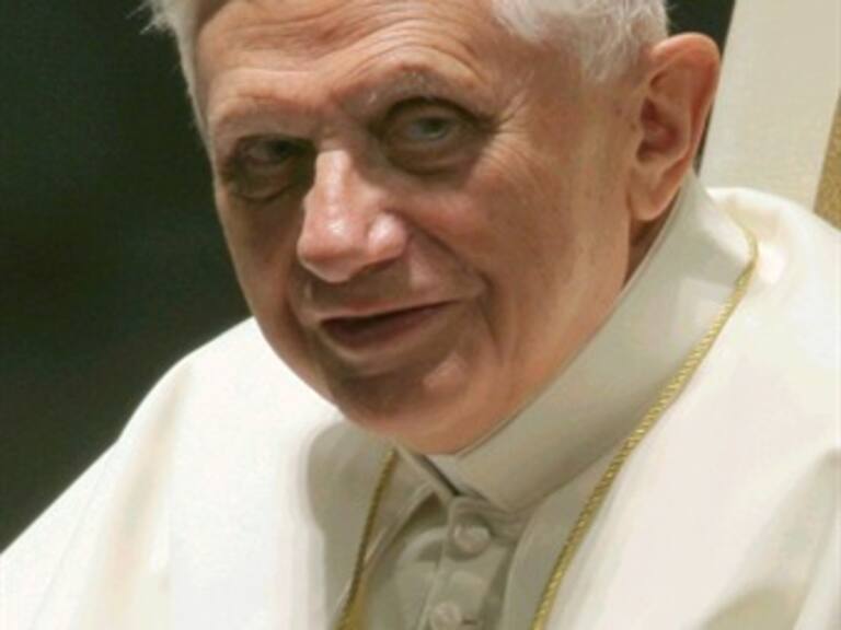 Benedicto XVI niega que los forzaran a renunciar