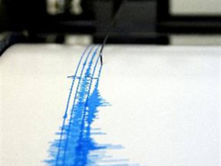 Sacuden decenas de réplicas el norte de Chile tras fuerte sismo