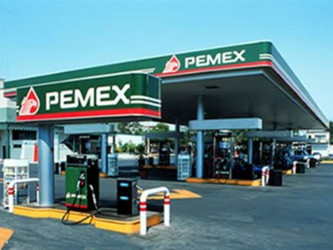 Evalúa Pemex importar petróleo ligero de EU o Sudamérica. ‘Momento Corporativo’ con Roberto Aguilar