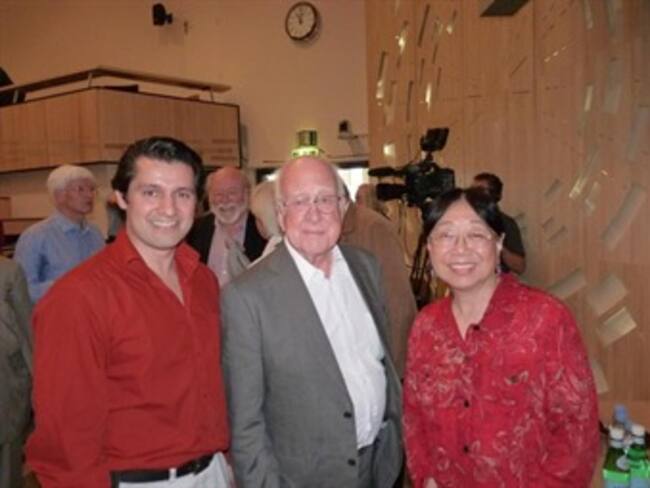 Universo sería diferente sin ‘partícula de Dios’: Flores