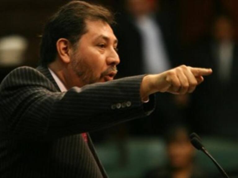 Reconoce Noroña diferencias de principios con AMLO