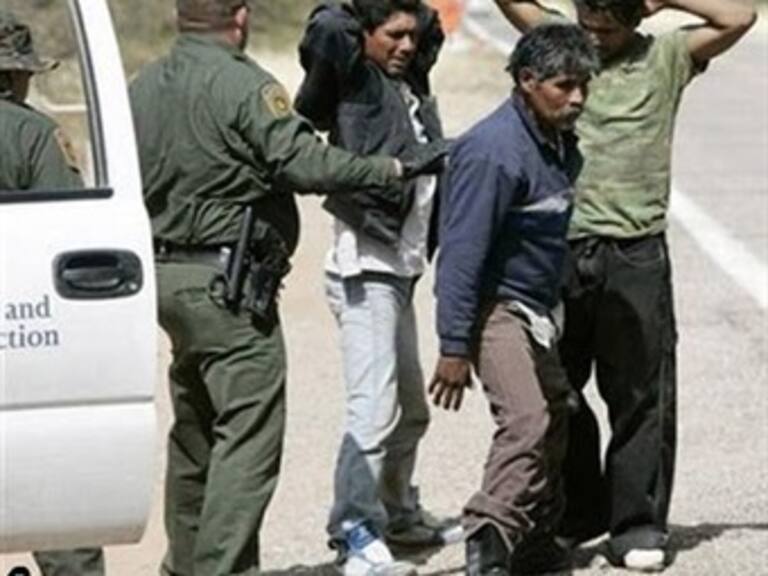 Detiene Arizona a 67 indocumentados
