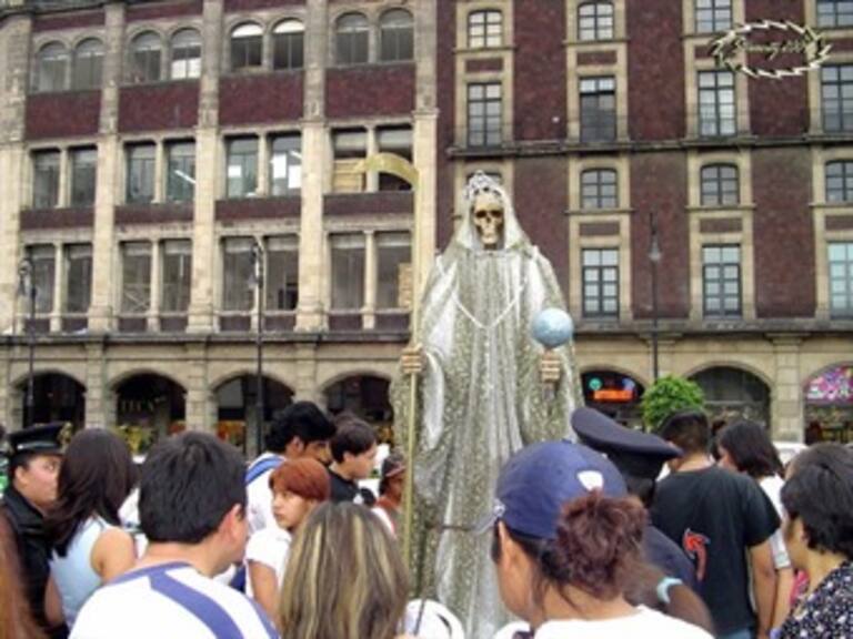 Protestan por destrucción de templos de Santa Muerte