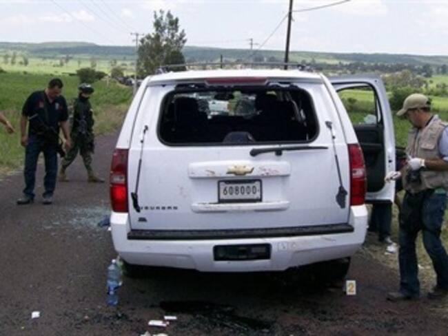 Confirma Semar asesinato de dos marinos en Michoacán