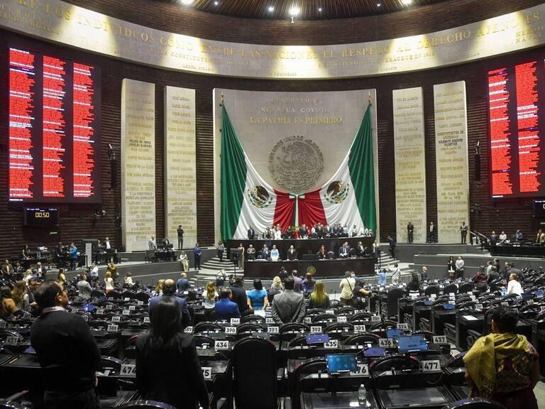La Cámara de Diputados aprobó en lo general, con 344 votos a favor, 116 en contra y una abstención, la reforma sobre doble nacionalidad para quienes busquen la Presidencia, una gubernatura o la Jefatura de Gobierno de la Ciudad de México. FOTO: MARIO JASSO/CUARTOSCURO.COM