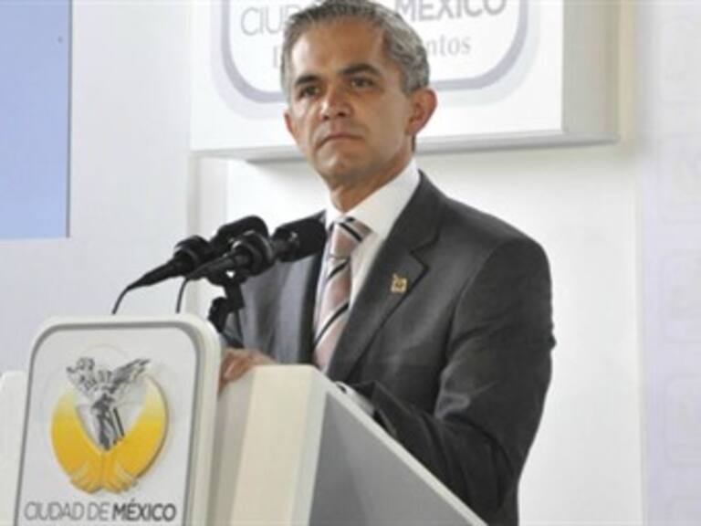 Asegura Mancera que seguirá fiel a valores progresistas
