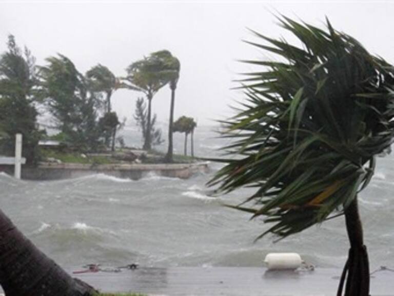 Asistirá Paraguay a connacionales por huracán Sandy en EUA