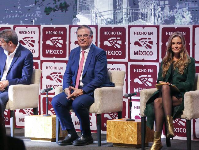 Ebrard anuncia como siguiente paso la revisión del T-MEC