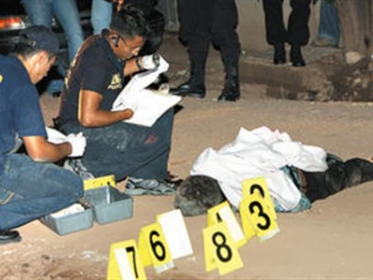 Acribillan a balazos a 6 integrantes de una familia en Jalisco