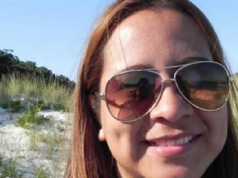 Viaja a España familia de mexicana fallecida en accidente de tren