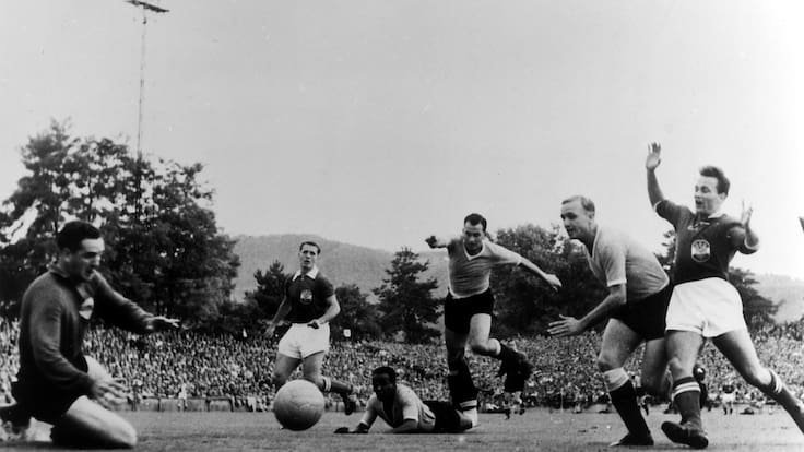 Los partidos con más goles en la historia de los Mundiales: ¿cuáles fueron y en qué año?