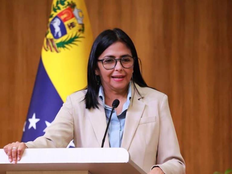 Delcy Rodríguez llama a Trump al “trabajo conjunto”