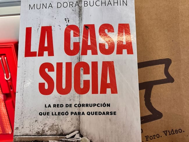 El libro “La Casa sucia. La red de corrupción que llegó para quedarse” revela corruptela de todos los partidos políticos
