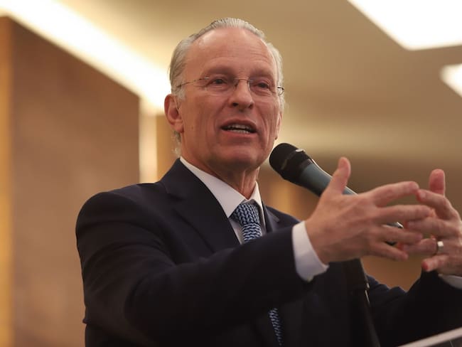 Inversión canadiense impulsa casi 2 mil citas de negocio en México: José Medina Mora