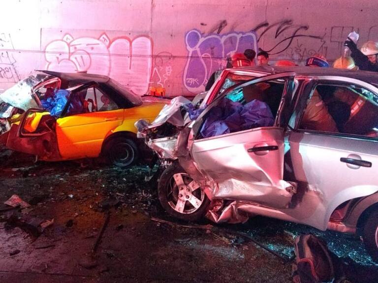 Accidente entre dos autos deja 5 muertos en Tlaquepaque