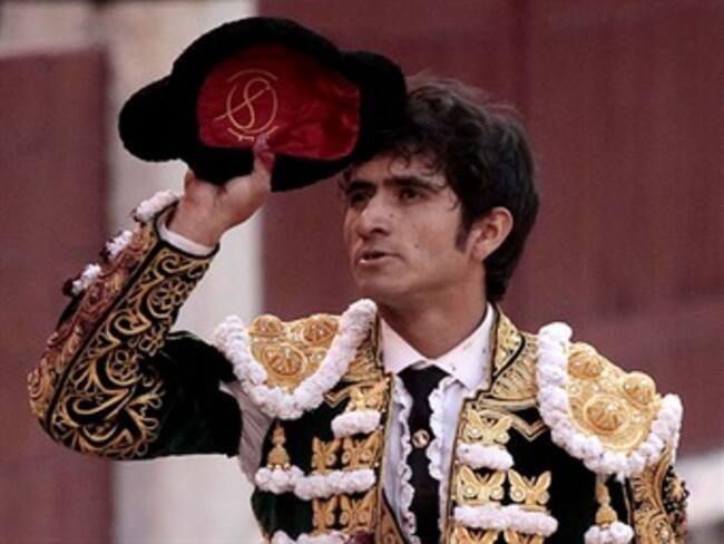 El 68 aniversario de la Plaza de Toros. Deportes con Leopoldo de la Rosa