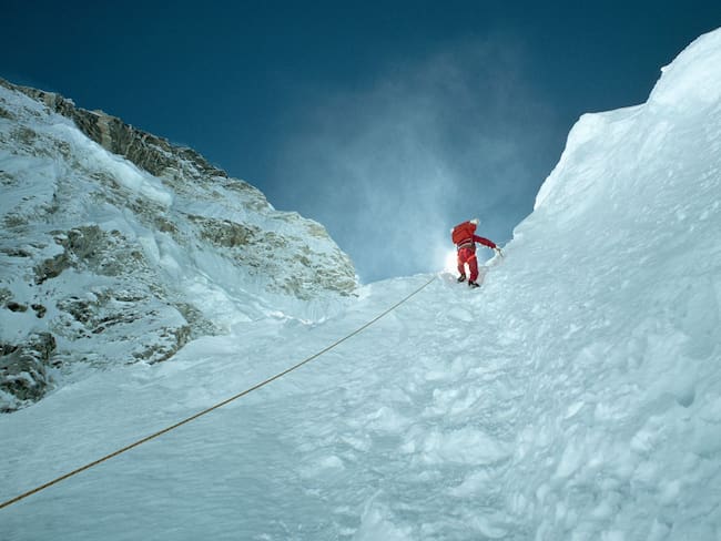 Estafas en el Monte Everest: Destapan red que operaba en las montañas provocando rescates que costaban millones