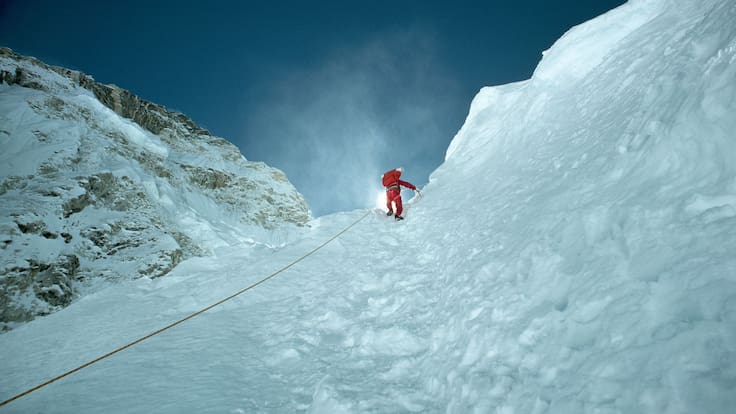 Estafas en el Monte Everest: Destapan red que operaba en las montañas provocando rescates que costaban millones
