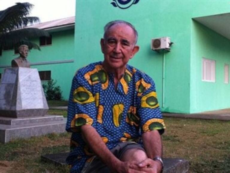 Misionero español infectado con ébola arriba a Madrid