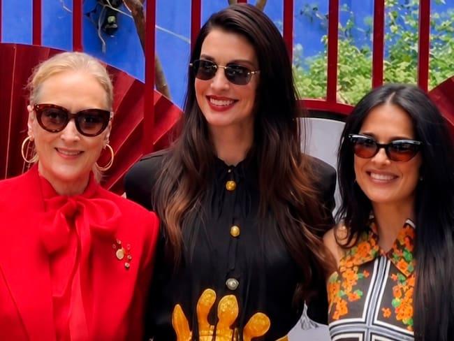 Martha Debayle brilla como anfitriona en el estreno mundial de ‘El Diablo Viste a la Moda 2’ en México