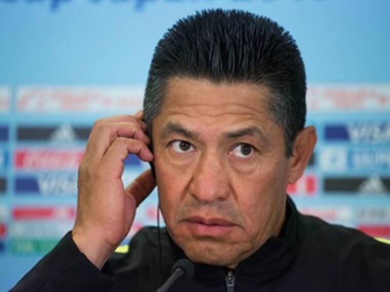 Ignacio Ambriz no siente seguro su trabajo frente a América