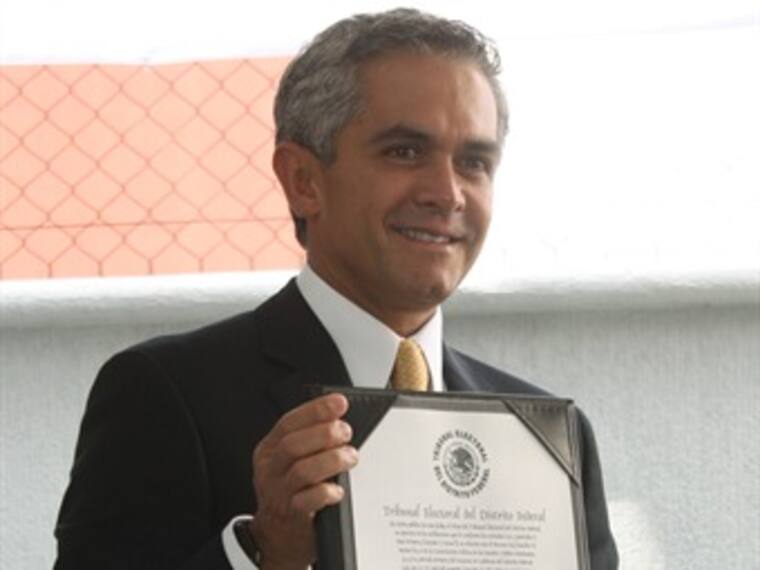 Es Miguel Ángel Mancera Jefe de Gobierno electo del Distrito Federal