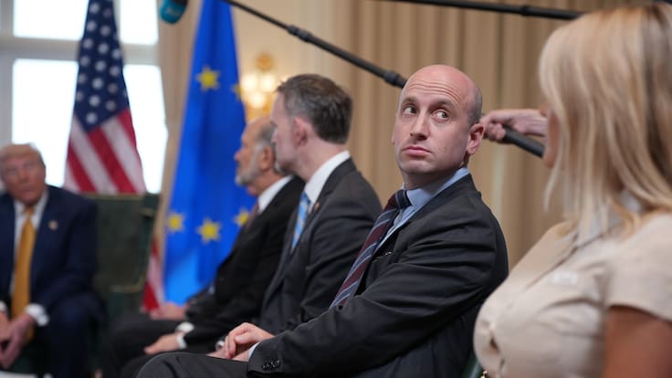 EE.UU. amenaza con tomar Groenlandia incluso por la vía militar: “El mundo se rige por la fuerza”, dice asesor de Trump