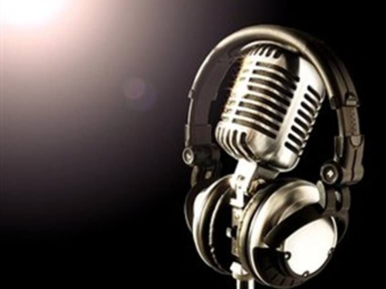 Otorgan premio a la Radio del Valle de México