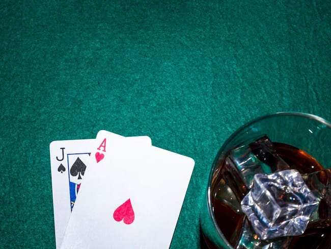 Explorando la emoción de los juegos con crupieres en vivo: una nueva era del entretenimiento en línea